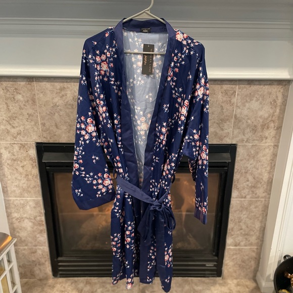 Navy floral one size fits most plus size robe - Picture 1 of 3